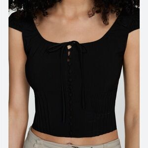 Mango Buttoned Crop Top in Black